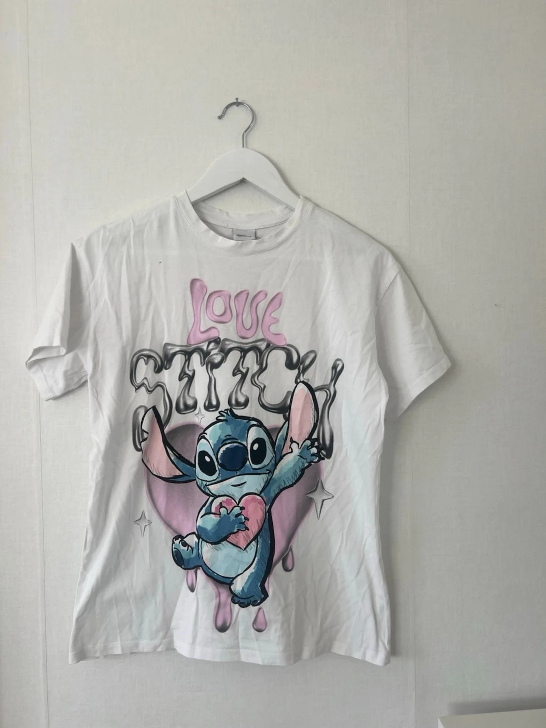 Vit Disney Stitch T-shirt