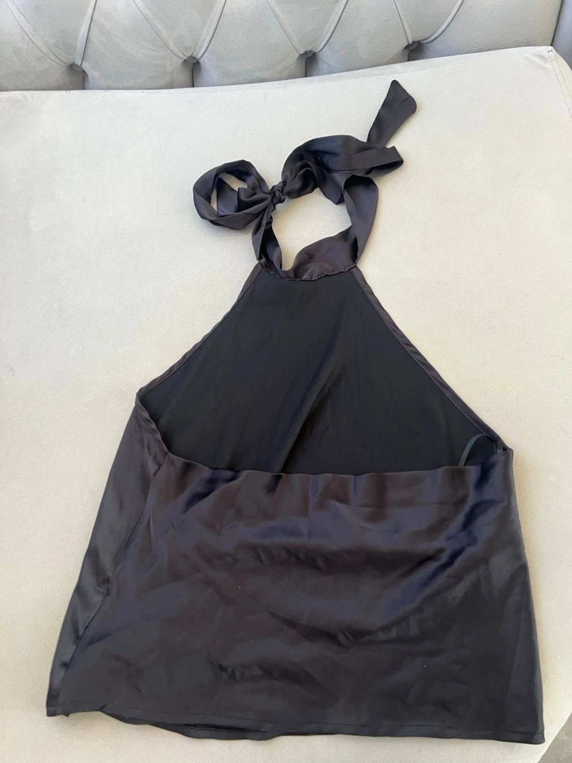 Svart halterneck topp i satin - 1