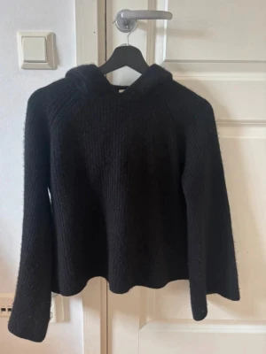 Soft goat hoodie - Jätte snygg soft goat hoodie lite nopprig men ändå fin