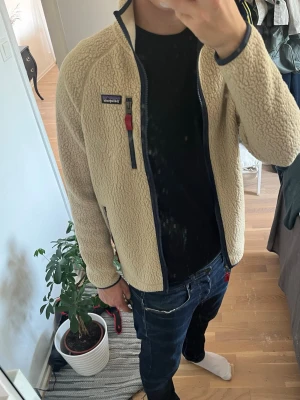 Patagonia Fleece - Skitsnygg Patagonia fleece i nytt skick!⛅️ 