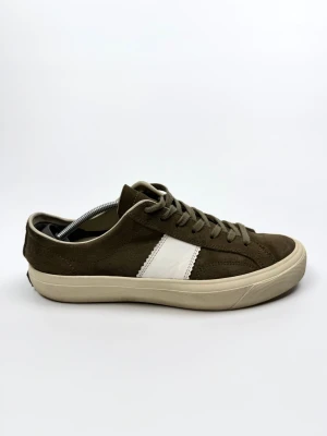 Tom Ford sneakers - Tom Ford skor | Storlek 42 / UK 8 | Skick 8/10. Nypris ca 10.000kr | 100% autentiska.
