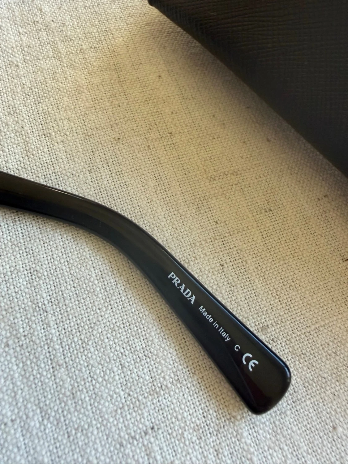 Prada  - 4