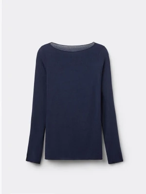 Mörkblå långärmad topp - Mörkblå blus från intimissimi med spetsdetaljer runt den v-ringade halsen. Använda enstaka gånger.