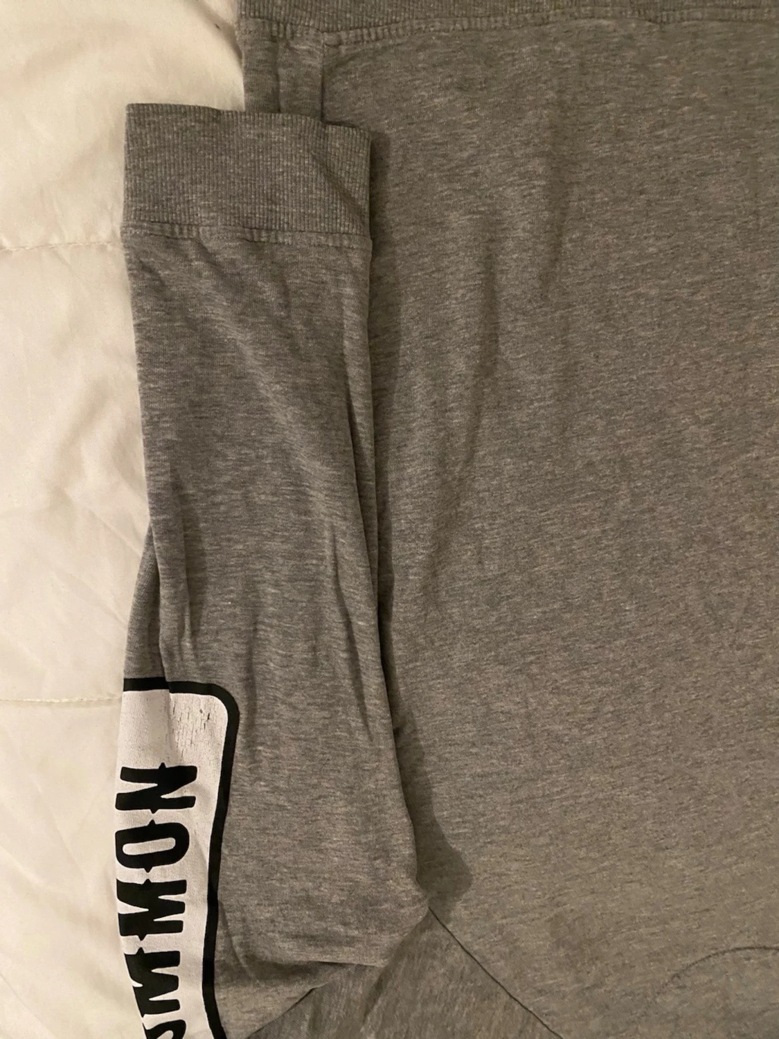 Grå sweatshirt med tryck från 157 - 5