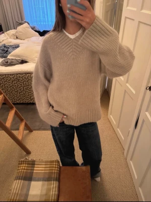 Stickad tröja - Jätte fin mohair tröja i ljusgrön färg, använd en gång!