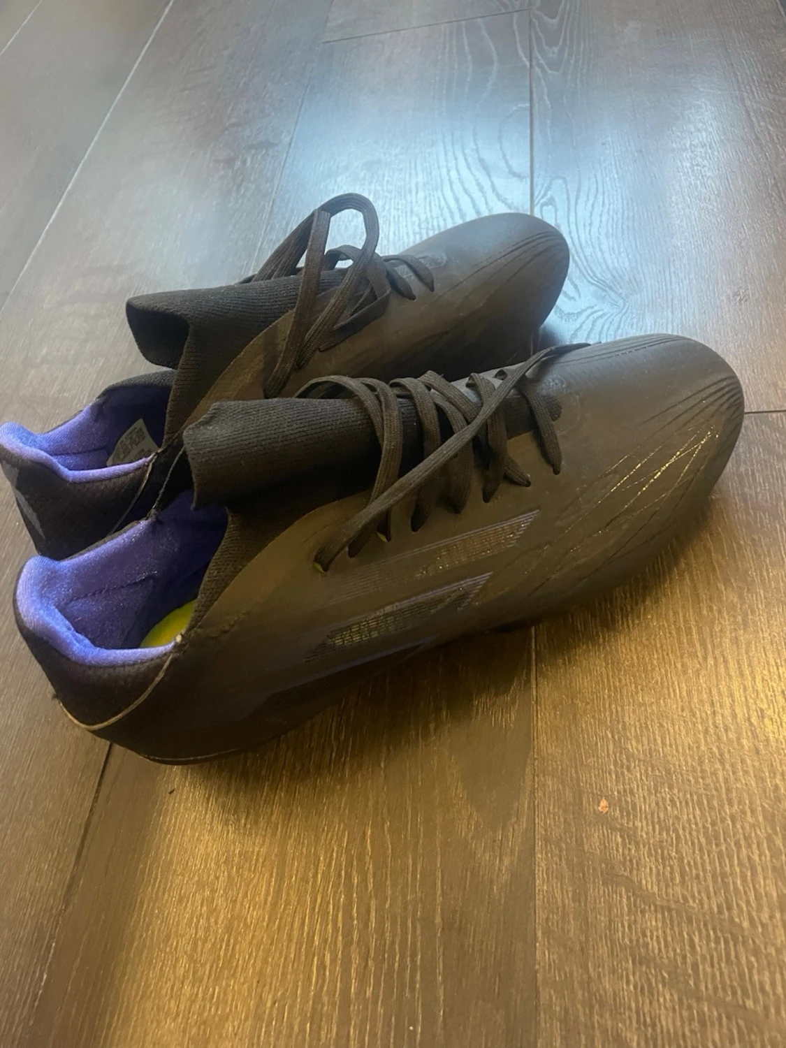 Svarta fotbollsskor adidas pro - 1