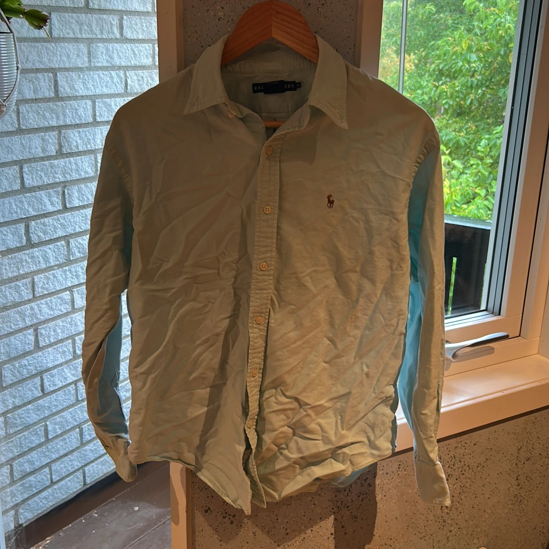 Ljusblå skjorta från Ralph Lauren