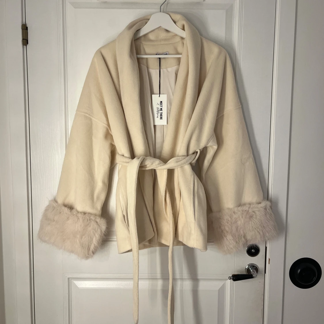 Vit kappa Penny från Meet Me There x Filippa - 2