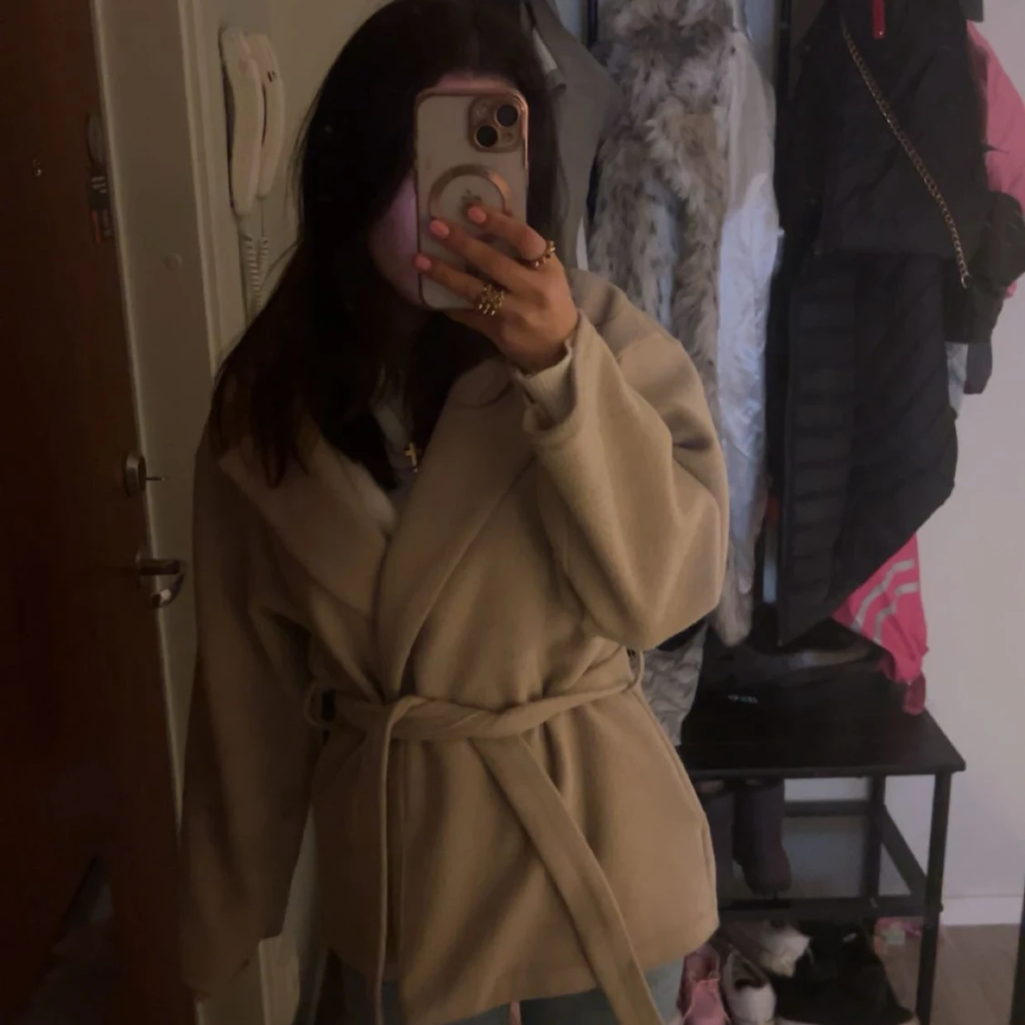 Beige kappa från Missay