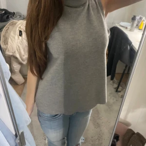 Topp zara - Fin topp från Zara! Kom priv för frågor❤️