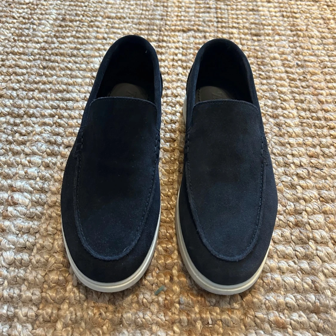 Marinblå loafers i mocka - 91