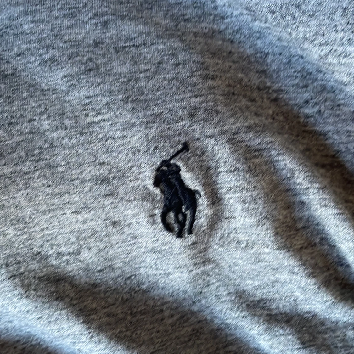 Grå hoodie från Polo Ralph Lauren - 2