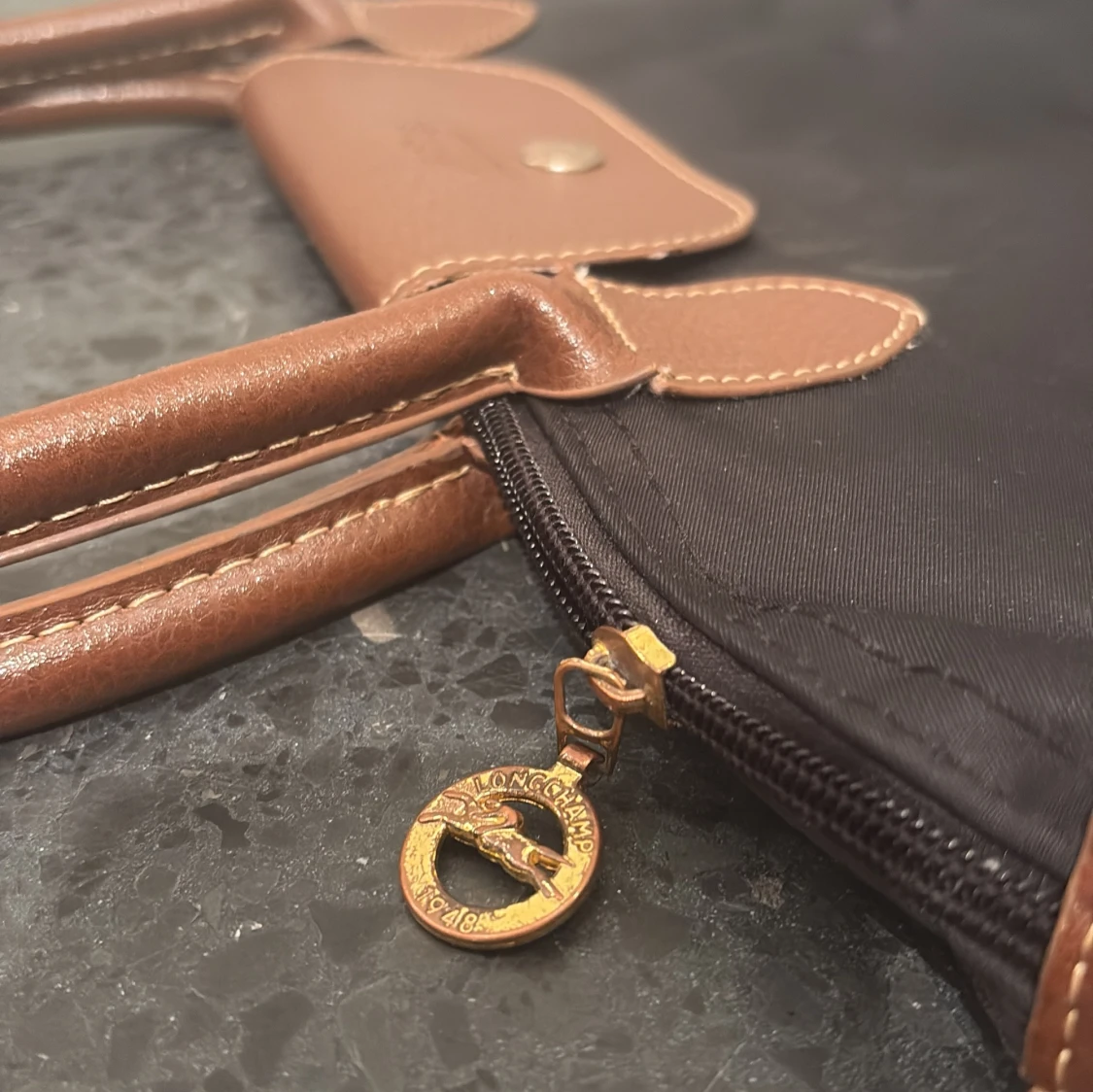 Svart handväska från Longchamp - 2