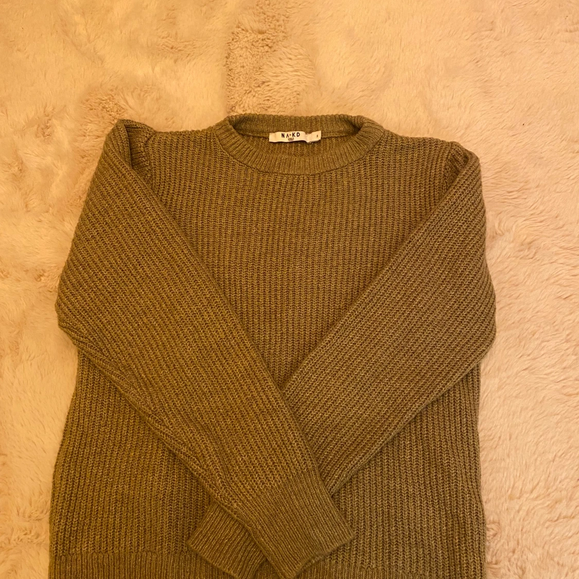 Beige stickad tröja från NA-KD - 1