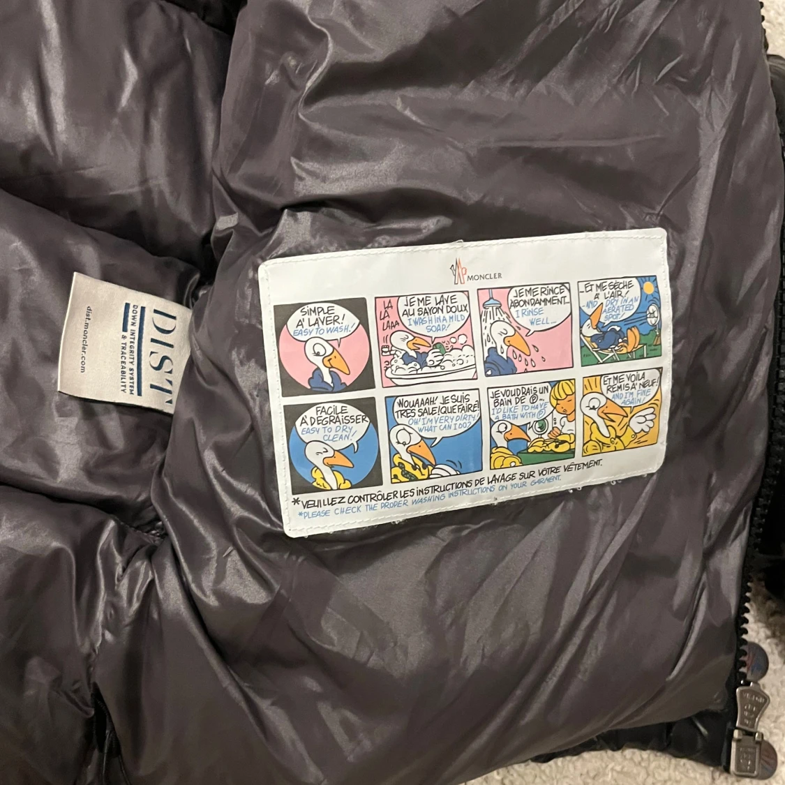 Svart Moncler pufferjacka med huva - 3