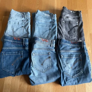 Dondup George jeans bulk, 6 st - Säljer 6 st feta dondup George jeans i bulk eller i styck. Alla jeans för 5000kr! Ett par för 899/999kr! Hör av dig vid funderingar!