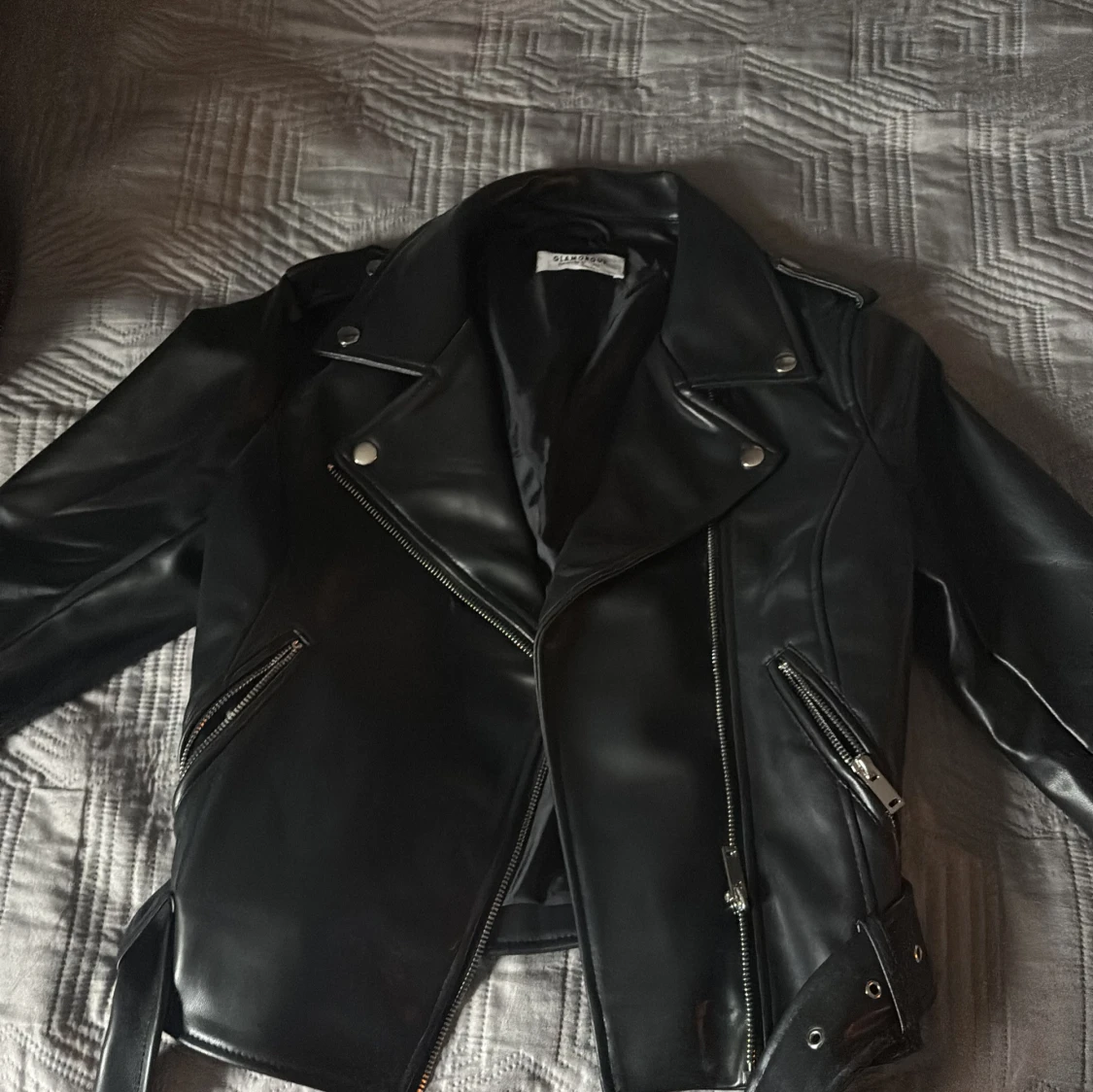 Svart skinnjacka från Glamorous - 1