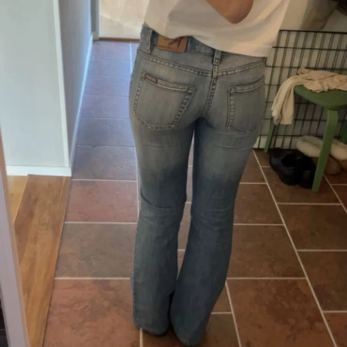 Bootcut ljusblå jeans  - 2