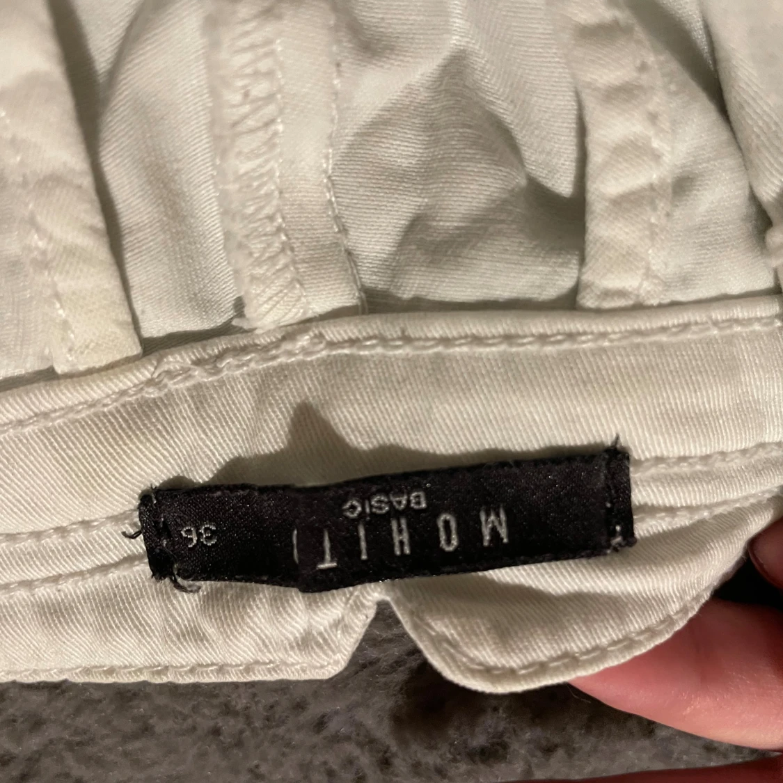 Vita shorts från Mohito Basic - 2