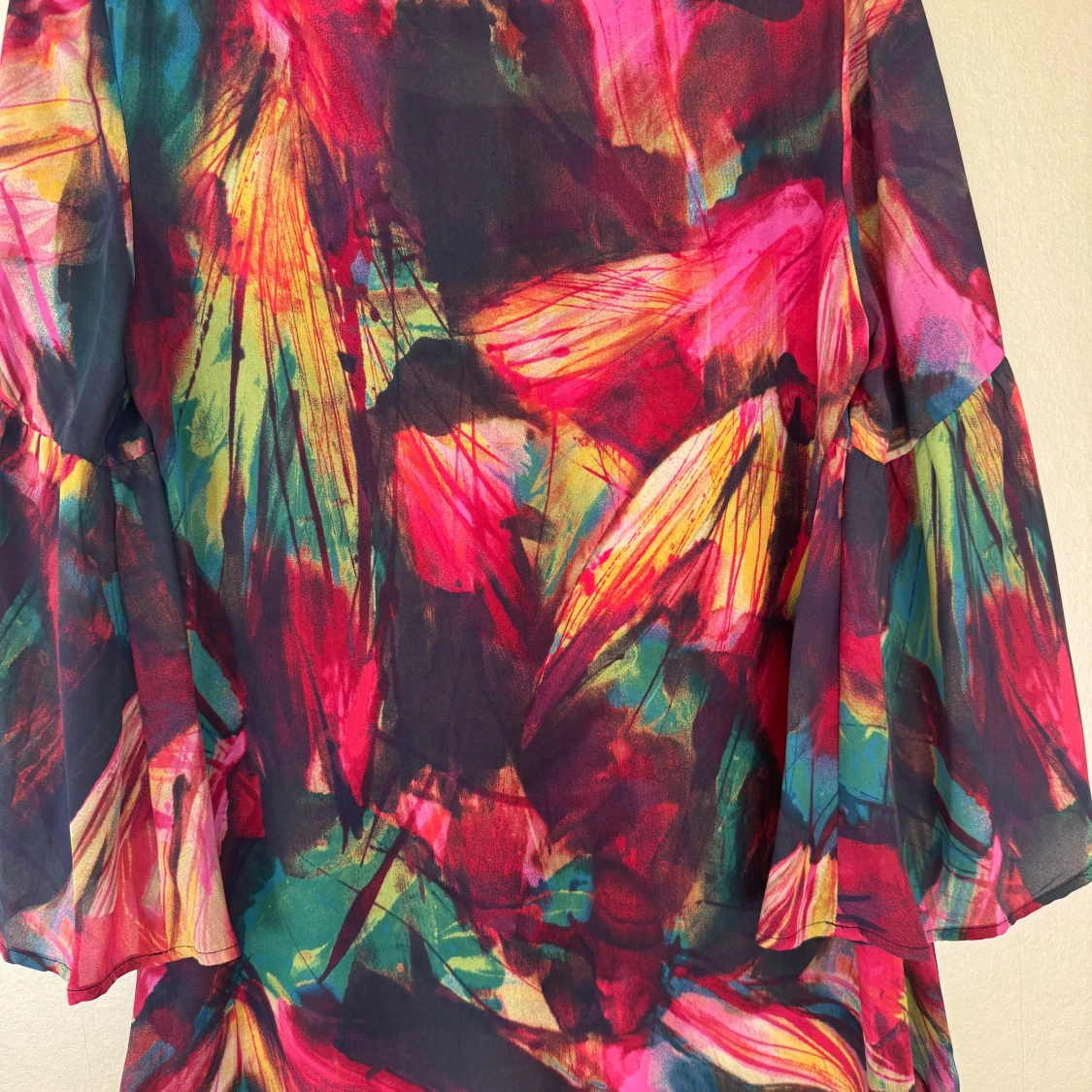 Färgstark mönstrad blus från Spense - 1