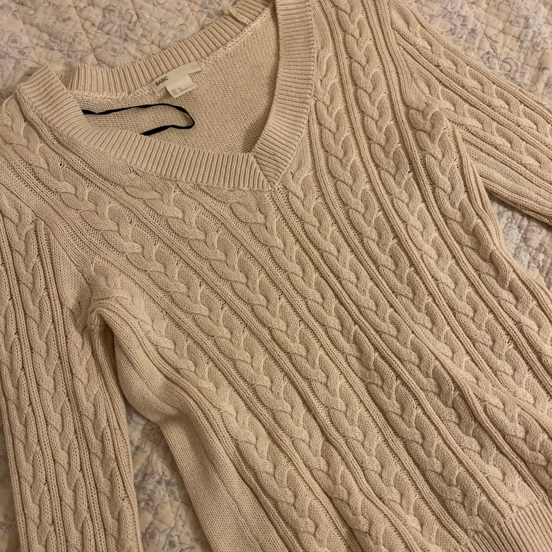 Beige kabelstickad tröja H&M