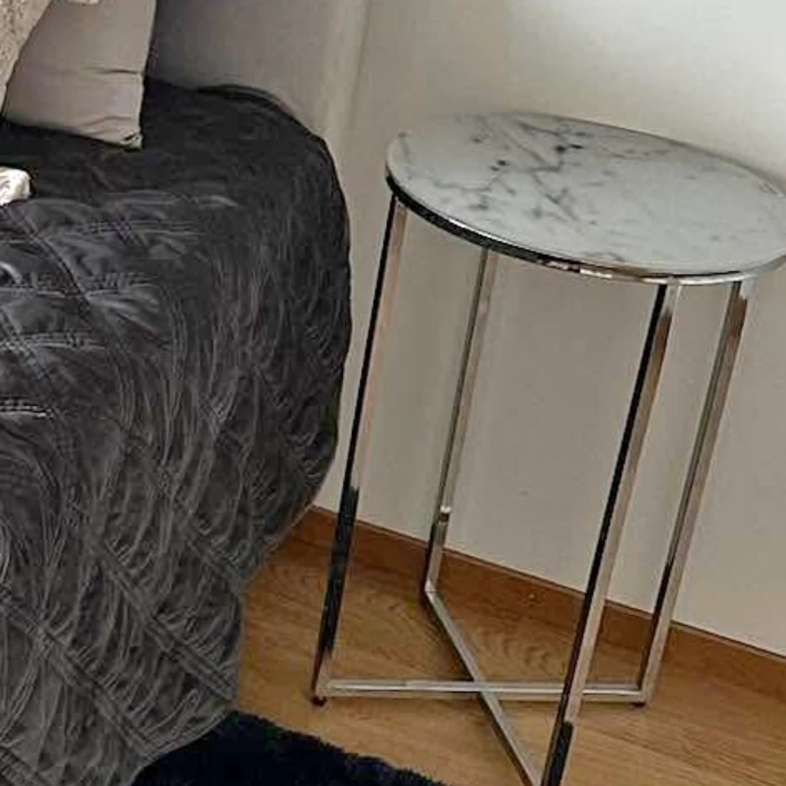 Säng bord/ sido bord