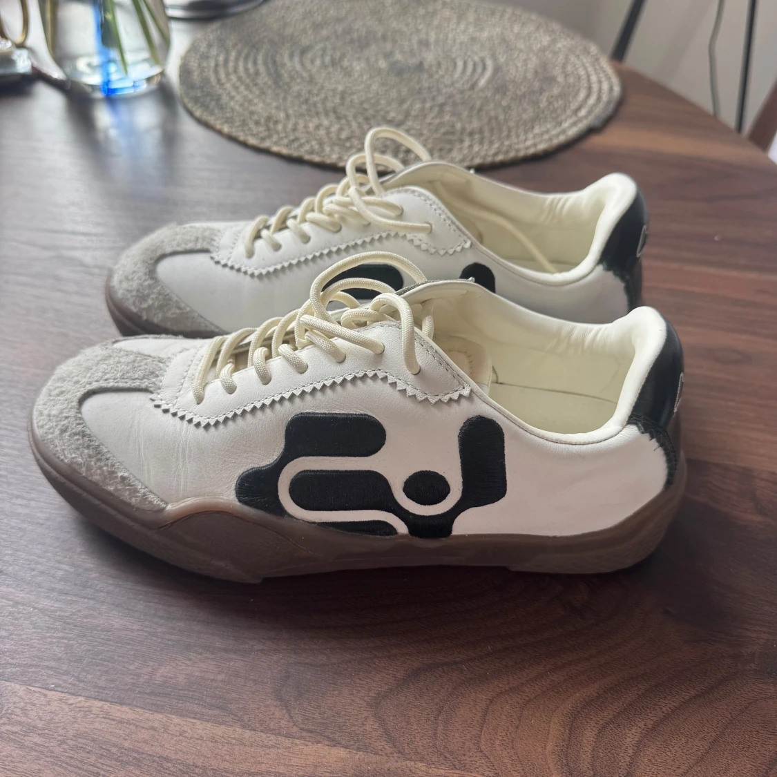 Eytys sneakers - oanvända  - 4