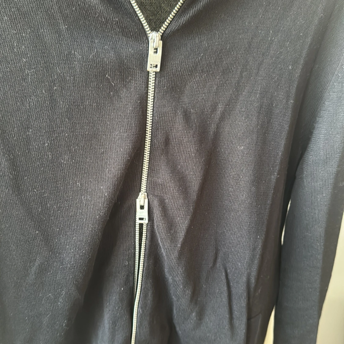 Svart kofta med dragkedja J.Lindeberg - 2