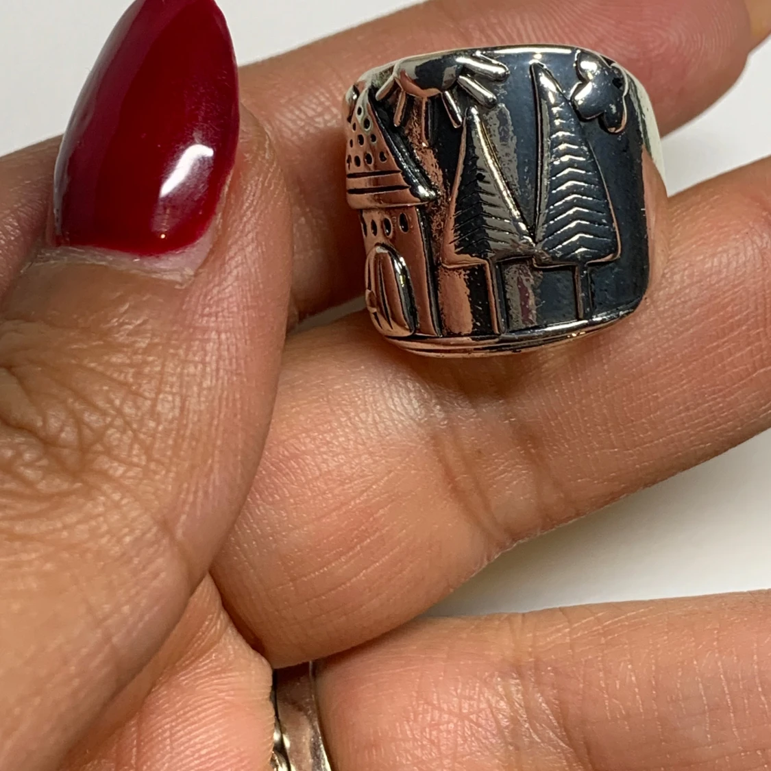 Bred silverring med hus och träd - 2