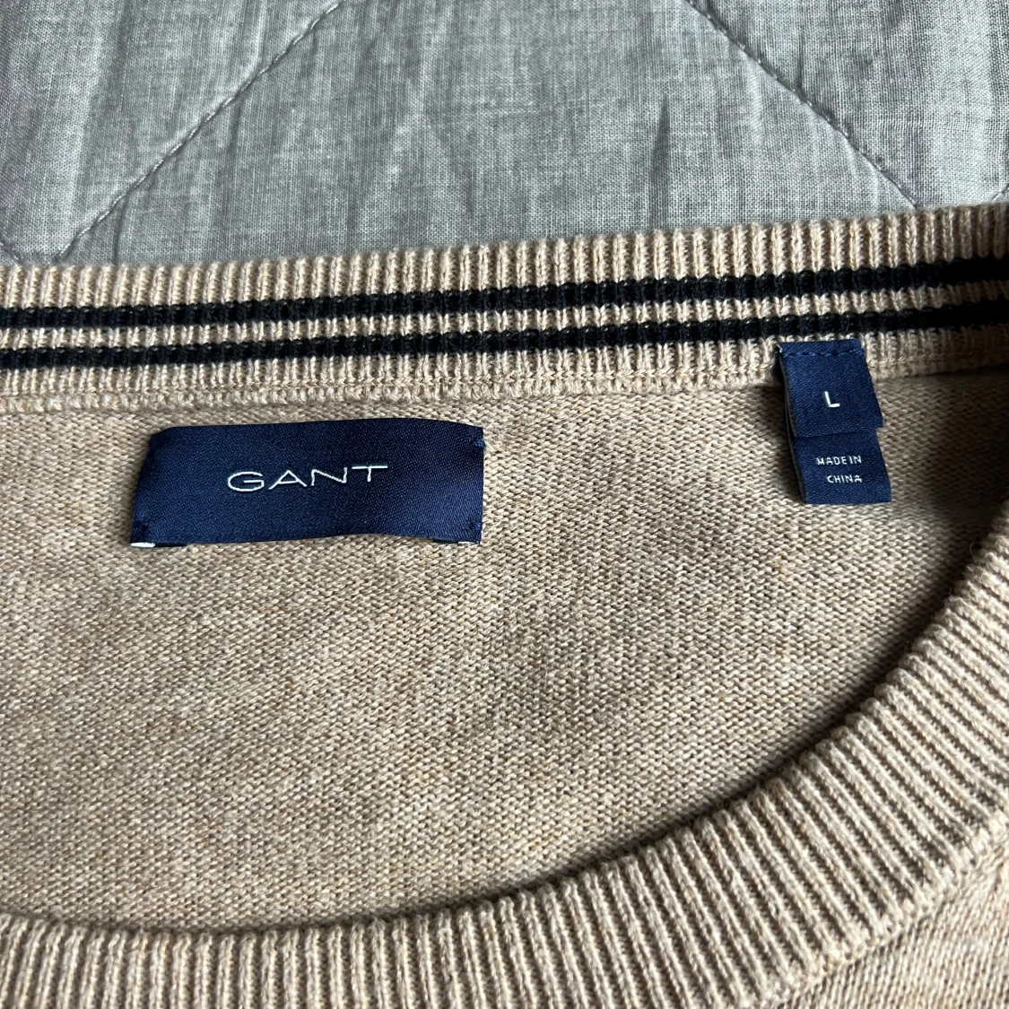 Beige stickad tröja från GANT - 3