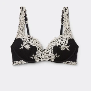 Intimissimi bh  - Intimissimi pretty flowers pushup bh. I nyskick. Liten i storleken, passar till 70A