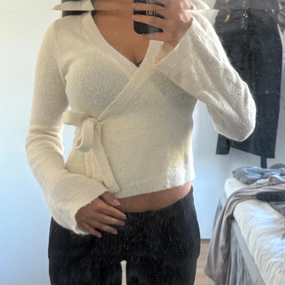 Stickad omlott tröja  - 2