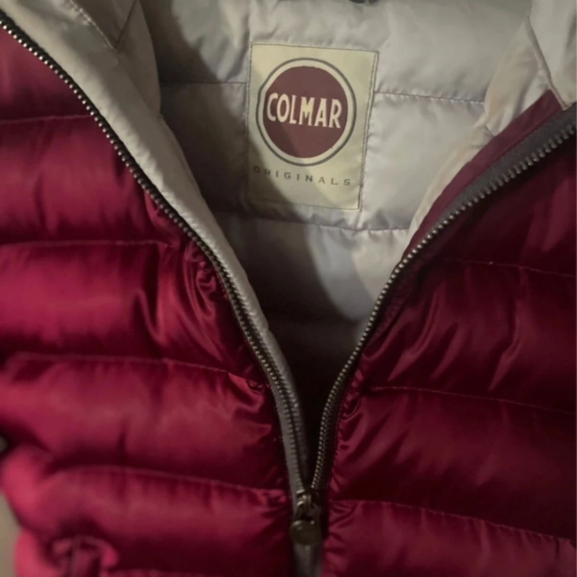 Vinröd dunjacka från Colmar - 1