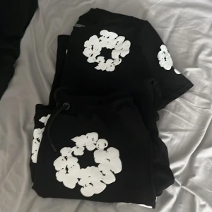 Svart denim tear set  - Denim tear set