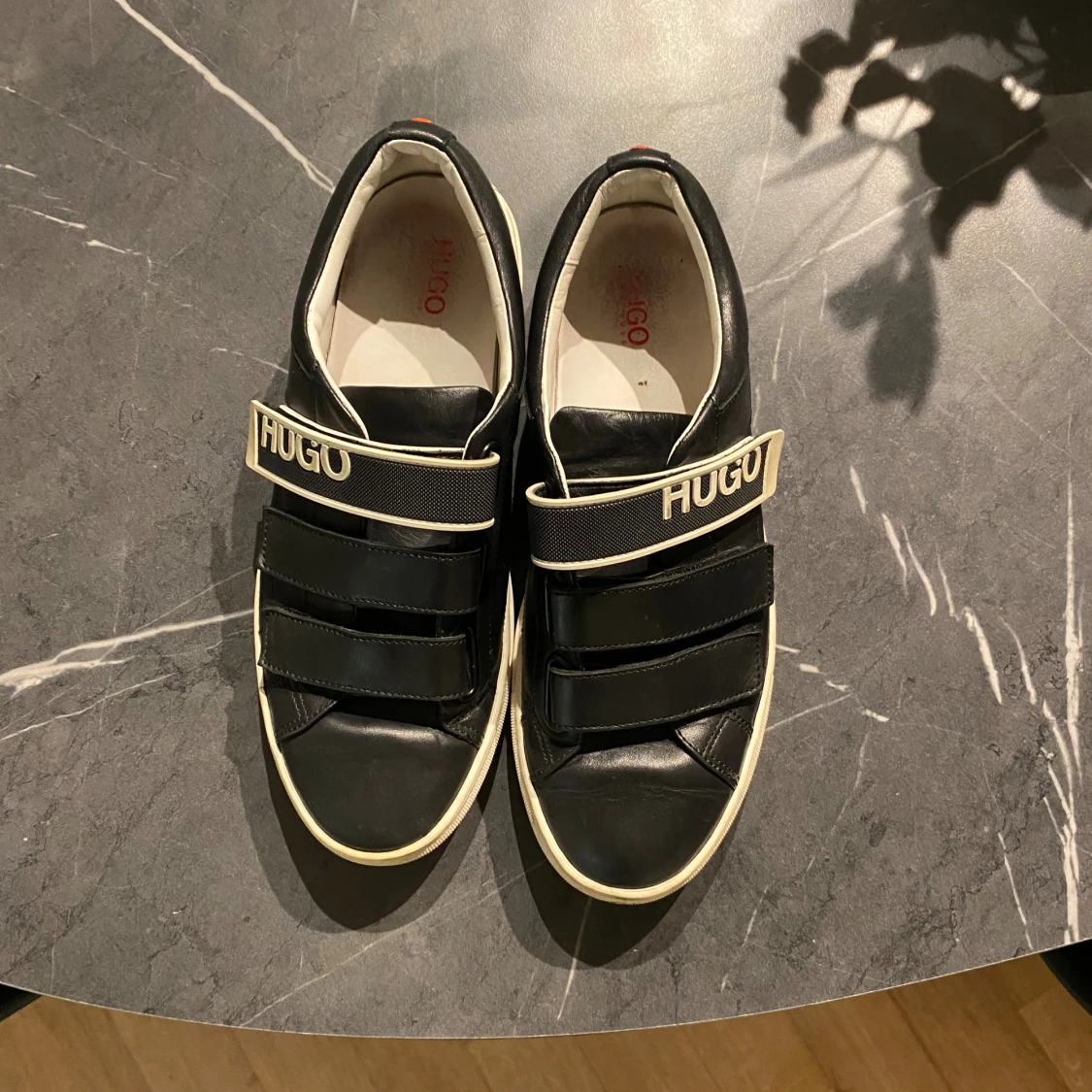 Svarta sneakers från Hugo Boss