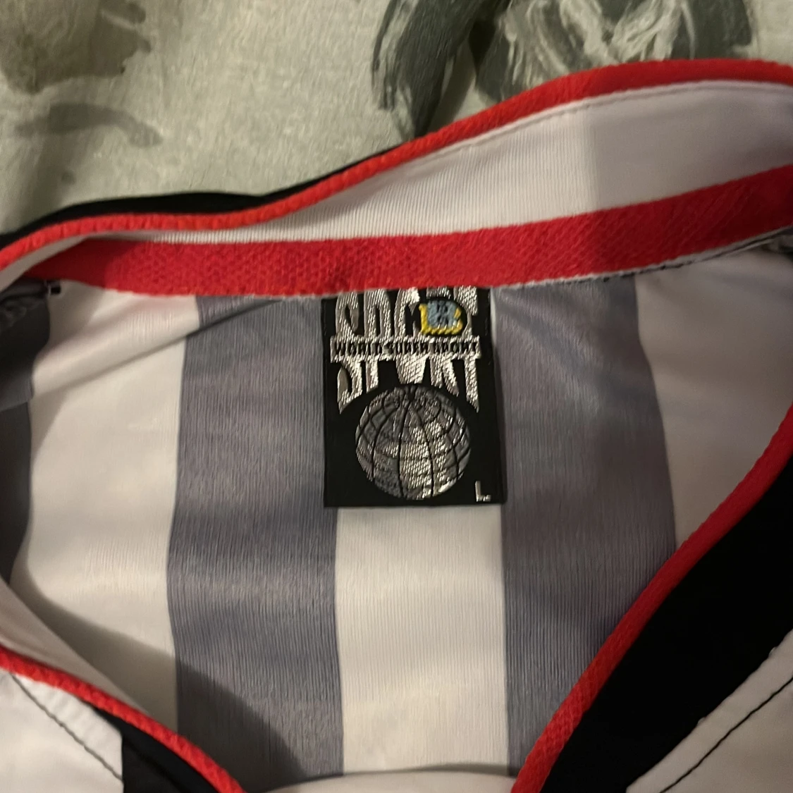 Juventus randig fotbollströja L - 1