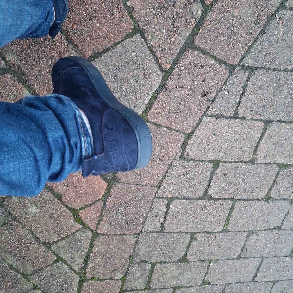 Blå mockasneakers från Christian Louboutin - 4