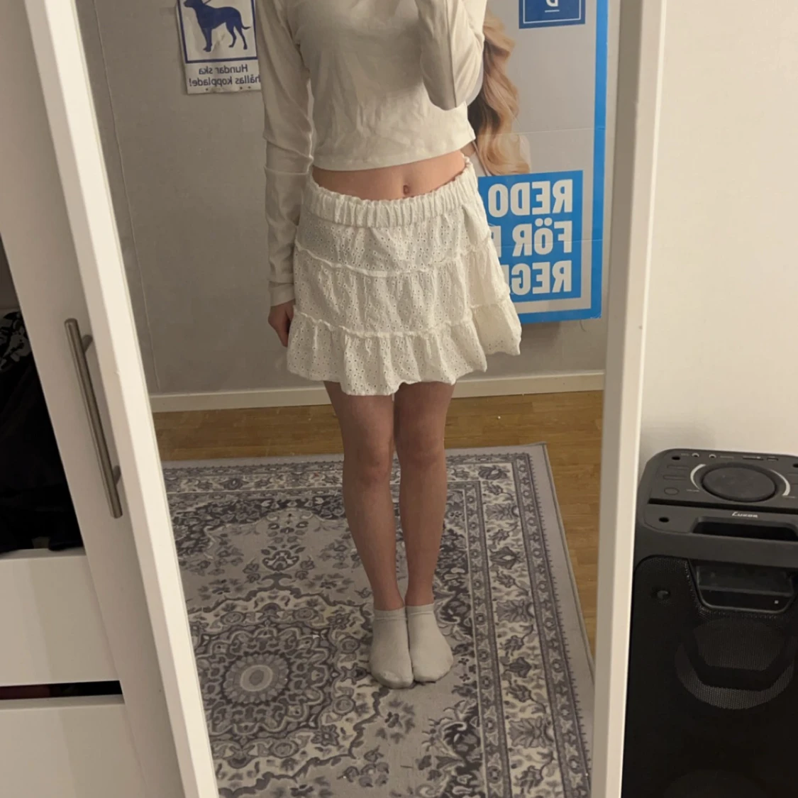 Vit volangkjol från FB Sister XS