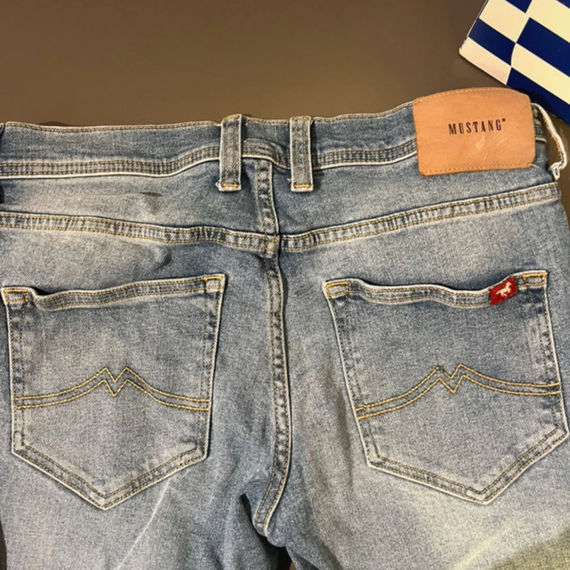 Ljusblå jeans från Mustang - 3