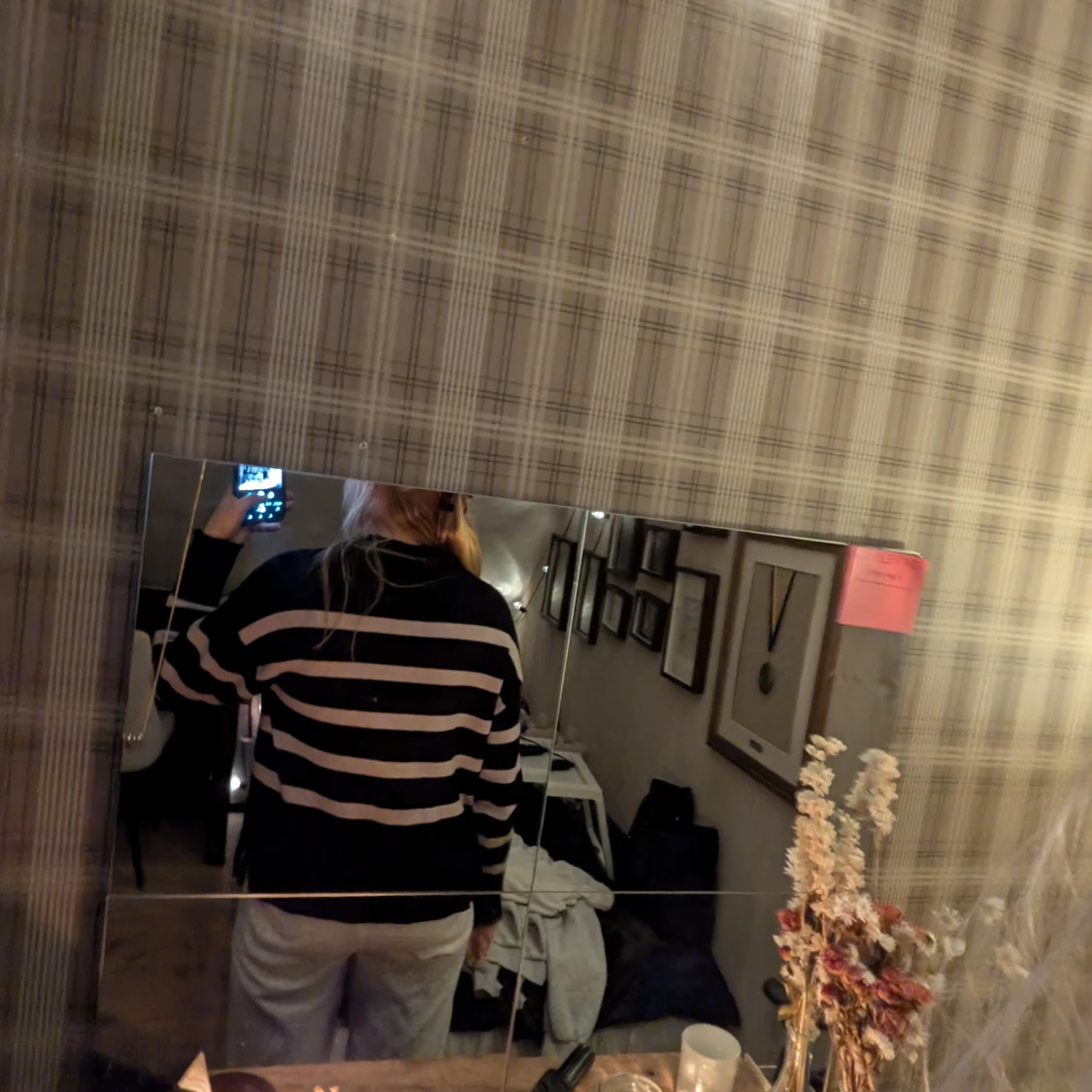 En mysig stickad tröja från ullared  - 1