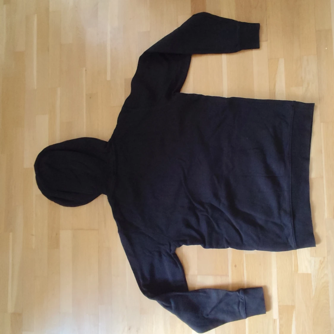 Svart hoodie från Vans med tryck - 1