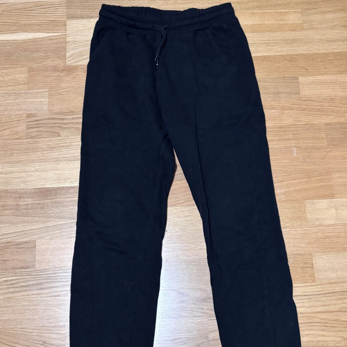 Svarta mjukisbyxor från Kappahl