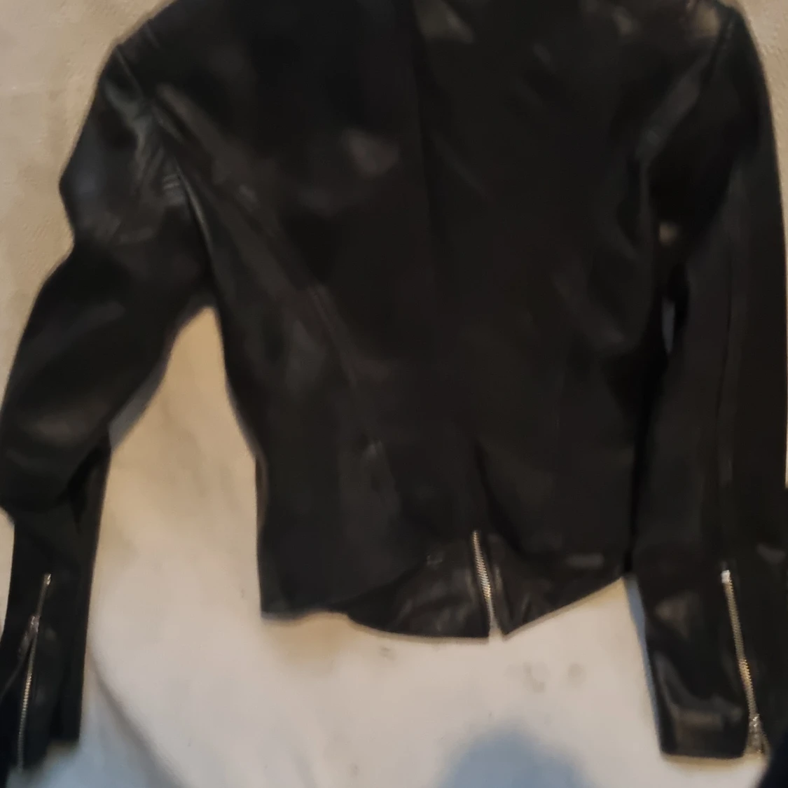 Svart skinnjacka Camie Hoxton London - 2