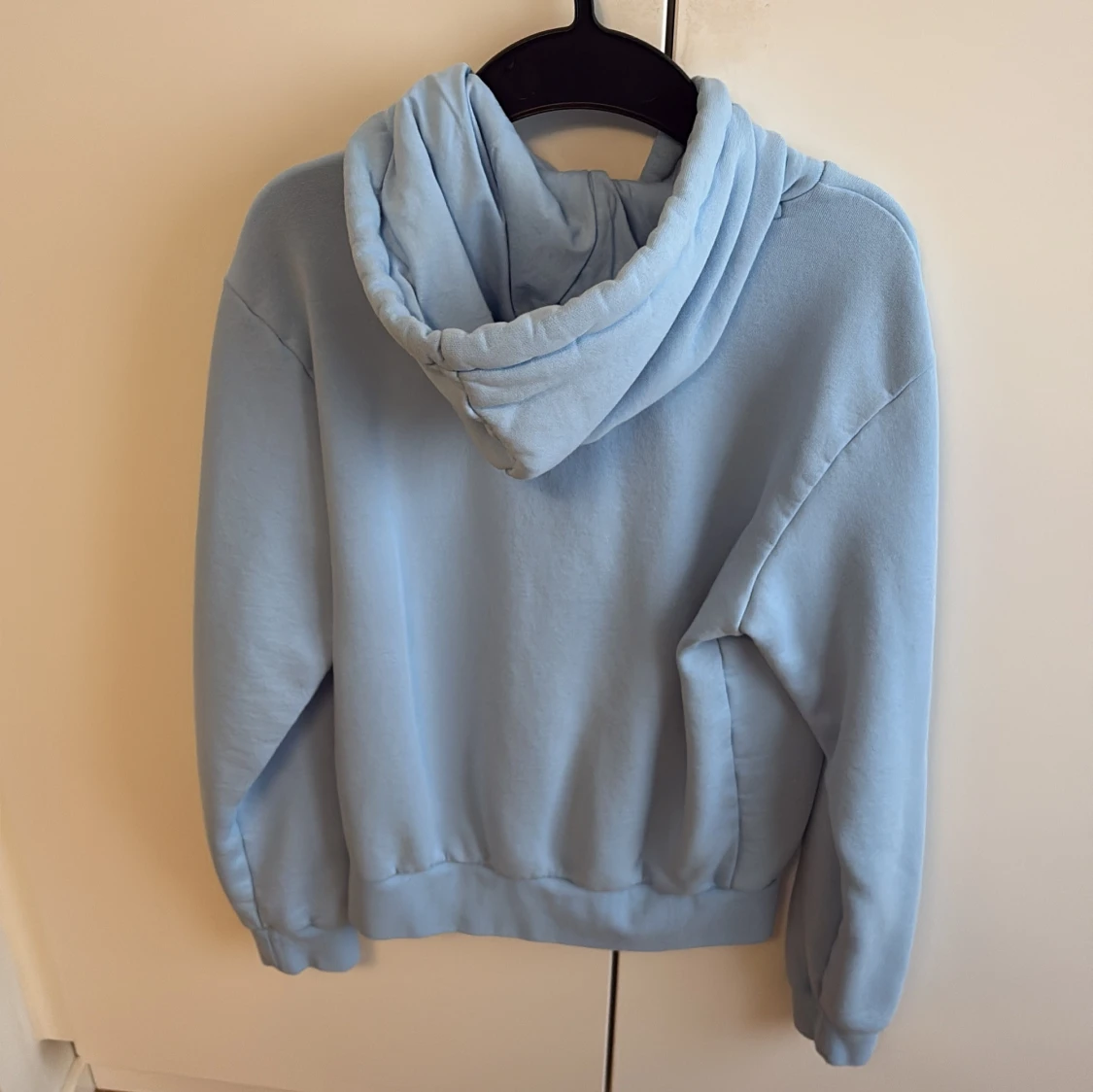 Ljusblå hoodie från Lacoste XS - 3