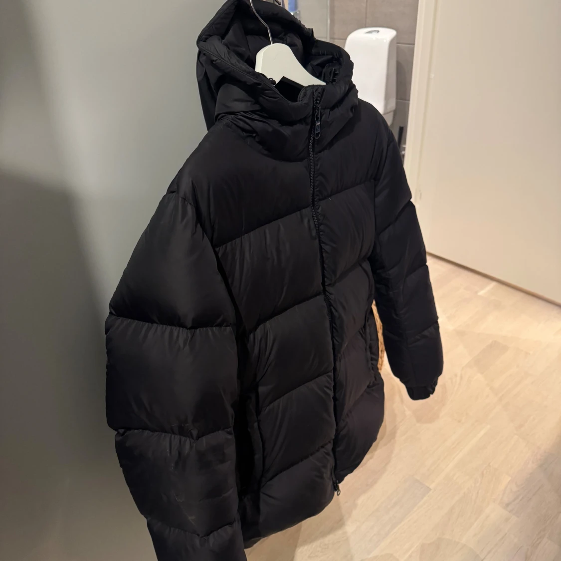 Svart pufferjacka från Colmar - 2