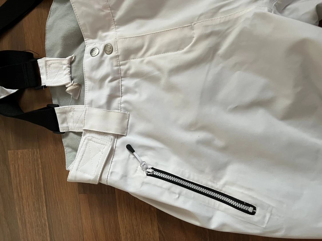 Skidbyxor med hängslen från Dare2B - 3