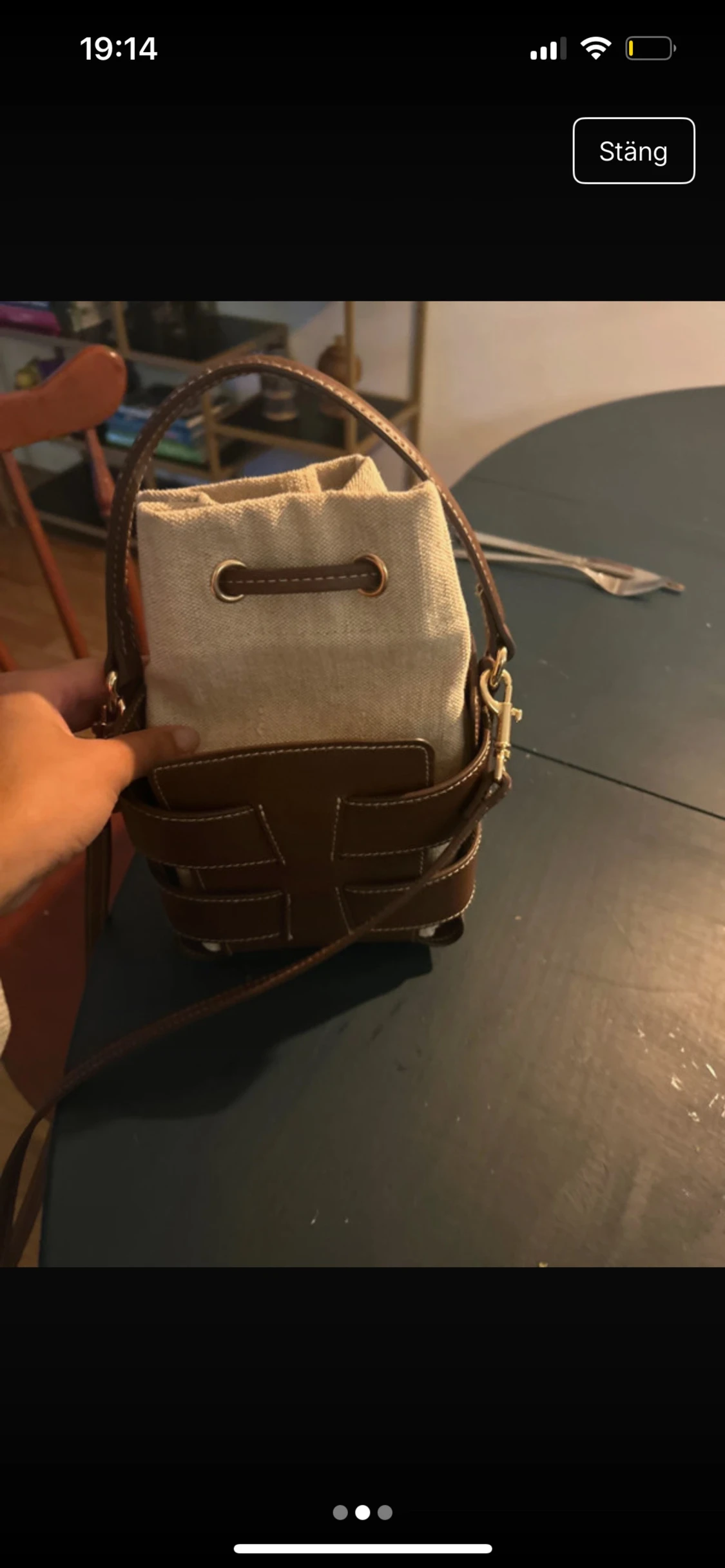 Brun och beige handväska med snörning - 1