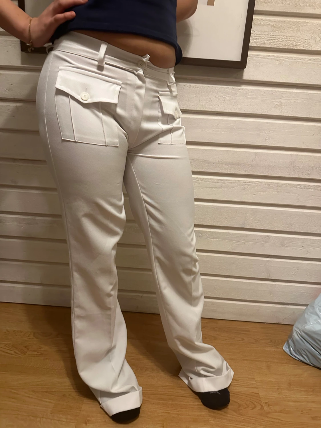 Vita byxor från Wear It - 2