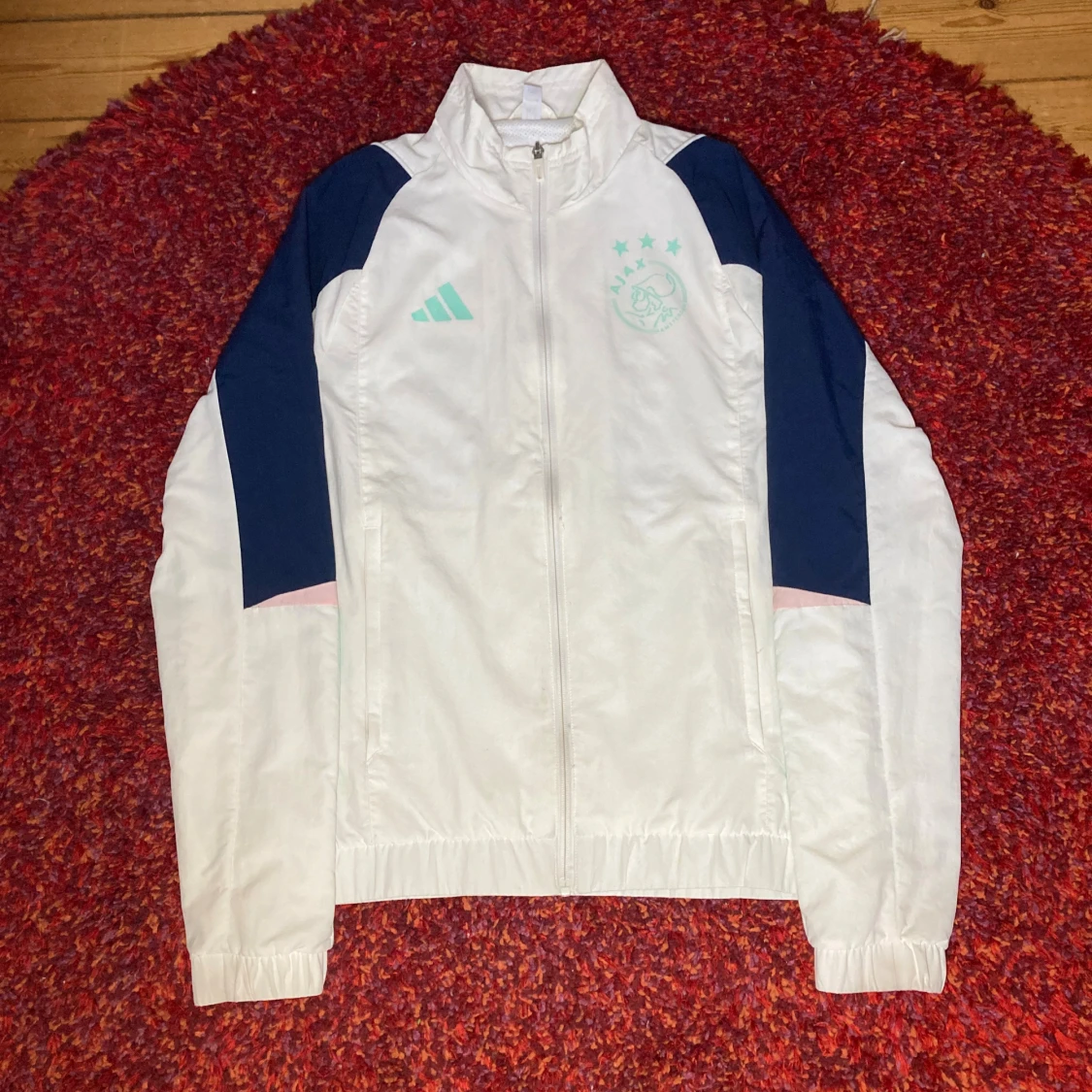 Vit Ajax vindjacka 