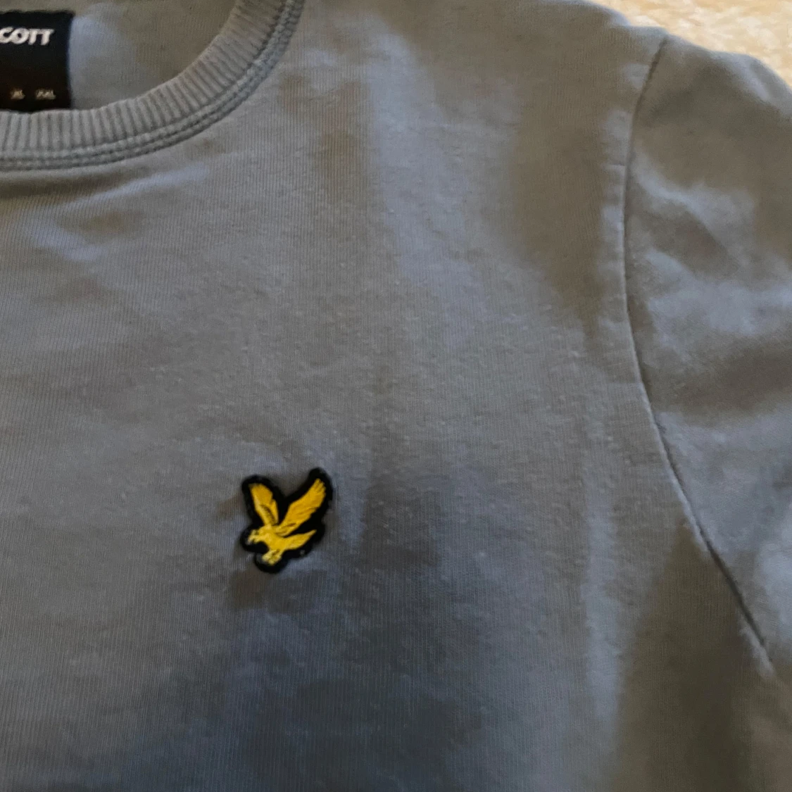 Blå sweatshirt från Lyle & Scott - 2